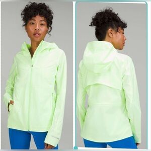 Lululemon Break A Trail Jacket Green Zip Light Outdoor Active Size 6